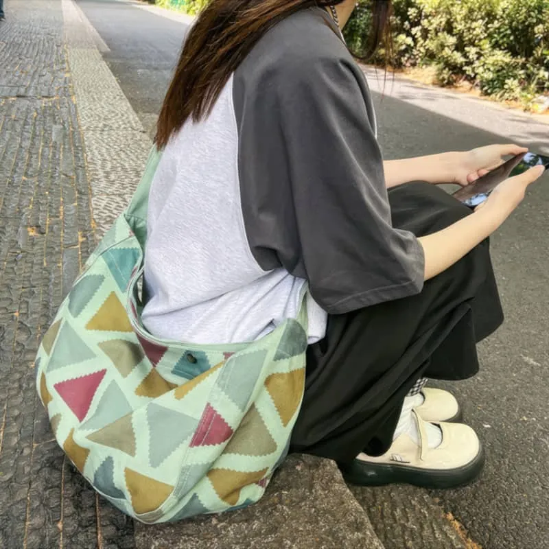 Contrast Triangle Canvas Crossbody Bag